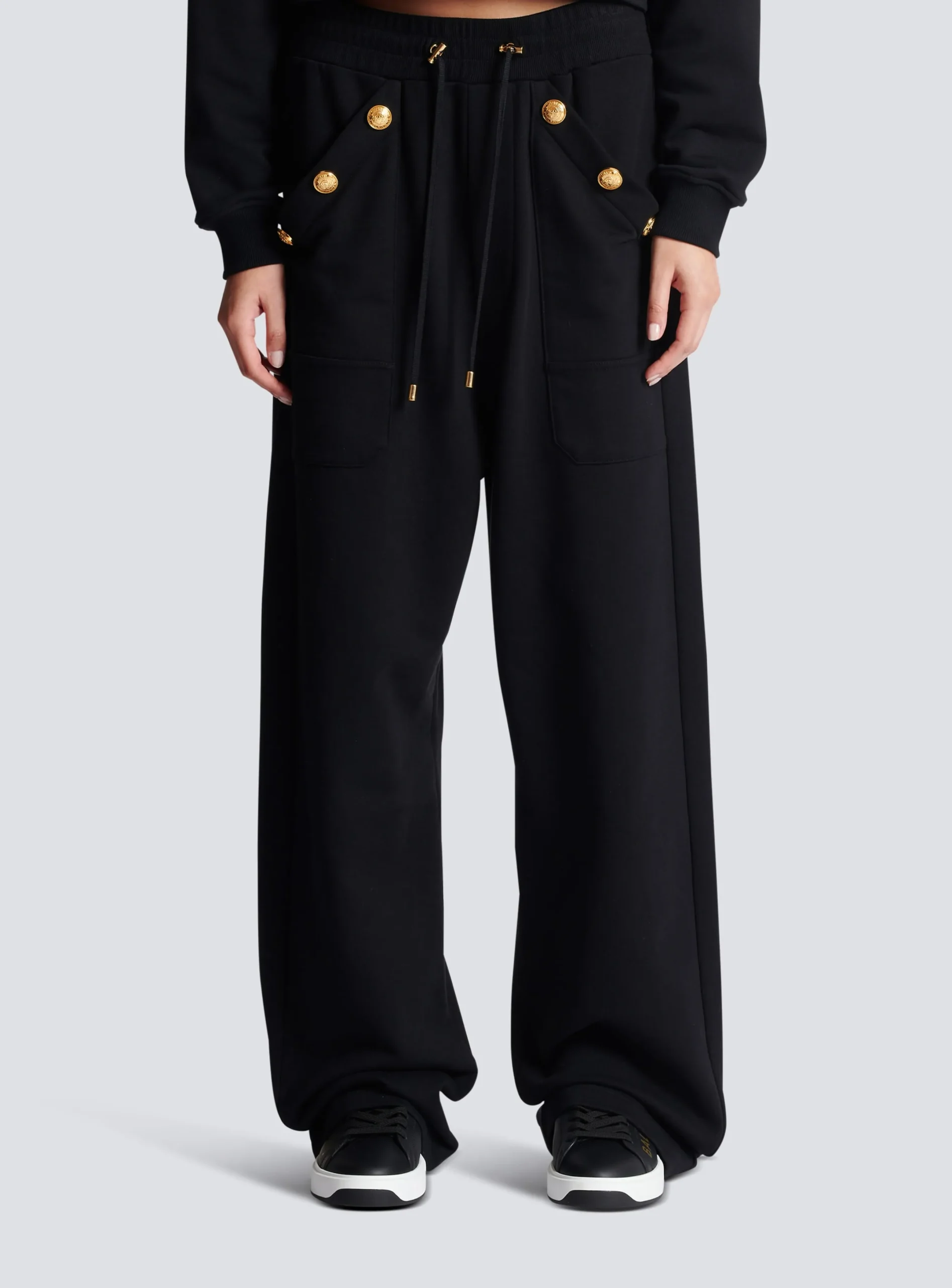 Cheap Loose-fitting Buttoned Joggers Women Trousers And Shorts
