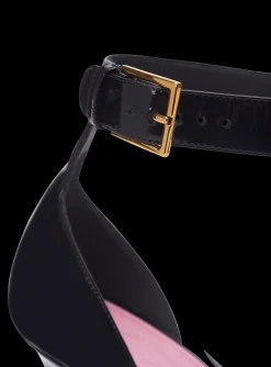Best Sale Patent Leather Ruby Pumps With Flower Detail Women High Heels & Pumps