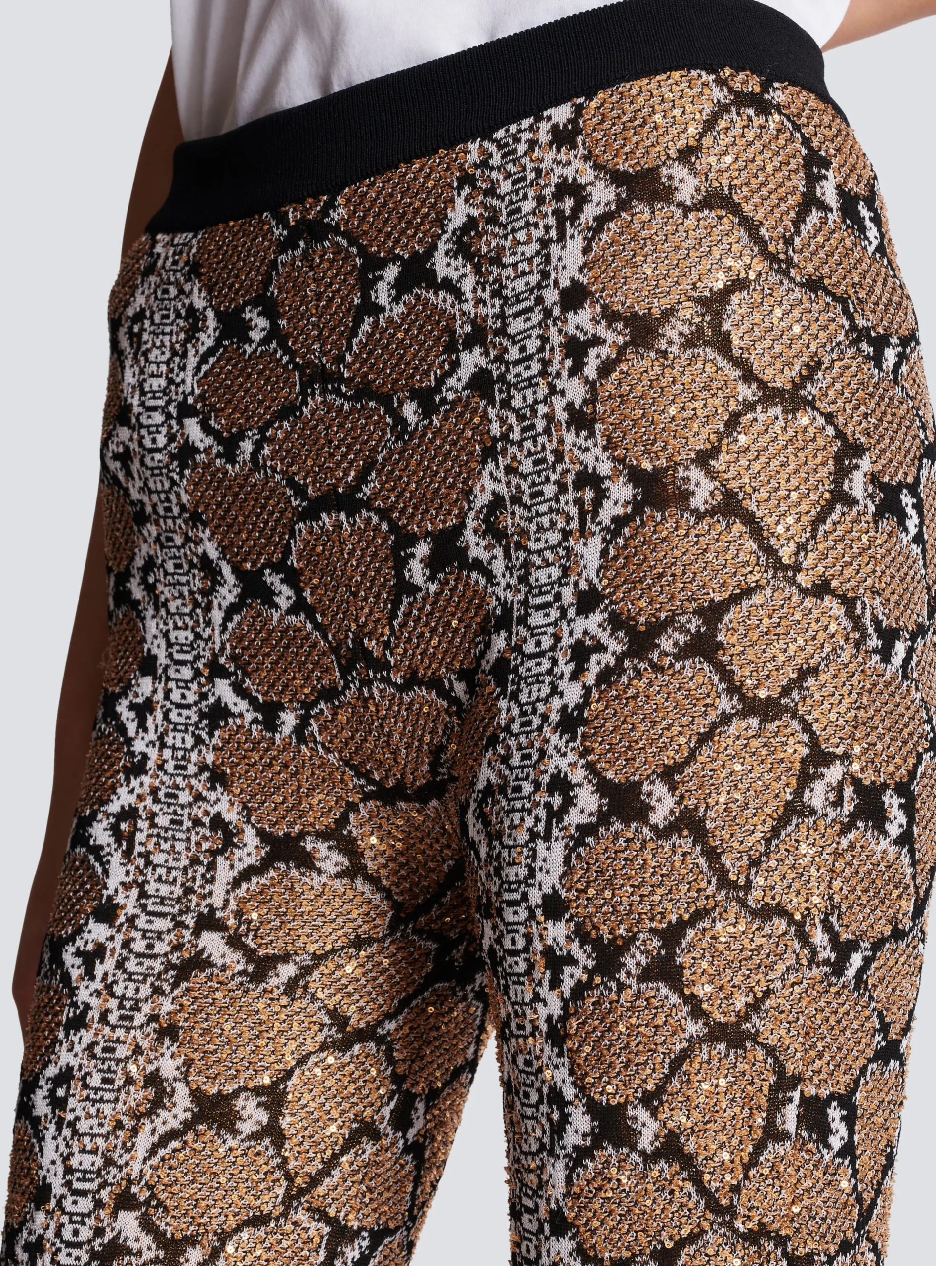 Shop Snakeskin Knit Trousers Women Trousers And Shorts|Knitwear